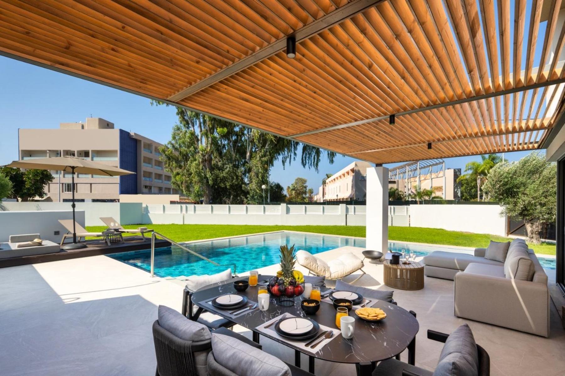 Alma Luxury Villa